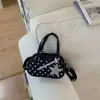 Nova Bolsa de Mão Fresca com Bolinhas Estilo Coreano da Shuai Mi, Bolsa Exclusiva Nicho Tipo Almofada, Bolsa de Ombro Transversal Estilosa
