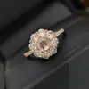 Versa principios de verano nuevo Margarita Esmeralda popular en TikTok conjunto de 5 piezas Tan sang Azul colorido tesoro anillo de té de diamante elegante
