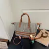 Bolso Cubo Vintage de Alta Gama Nuevo 2026 para Mujer, Bolso Cruzado Único y Elegante con Cadena, Bolso de Mano Versátil para el Día a Día