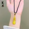 Loja de Ouro Mesmo Estilo Ouro de Areia Antigo Pingente Ruyi Pixiu Colar com Corda Trançada Cor de Café para Homens e Mulheres Corrente de Suéter Piqiu de Casal