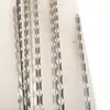 Malla de Alambre Galvanizado con Cuchillas de Navaja en Stock para Vallas de Escuela, Aeropuerto, Villa, Huerto, Red de Navajas Antirrobo y Antiescalada, Fabricante Personalizado de Jaulas de Transporte