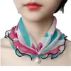 Venta al por mayor de fábrica bufanda decorativa linda con estampado bufanda pequeña de seda primavera y verano encaje fino colgante bufanda de seda