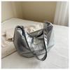 Bolsa feminina estilo ocidental de verão de grande capacidade simples 2024 cor sólida primavera nova bolsa de ombro transversal simples bolsa feminina