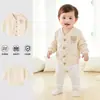 Cardigans de tricô estilosos e fofos para primavera e outono para meninos e meninas, tops de roupa para bebês e crianças pequenas, jaquetas de bebê, estilos de primavera e outono