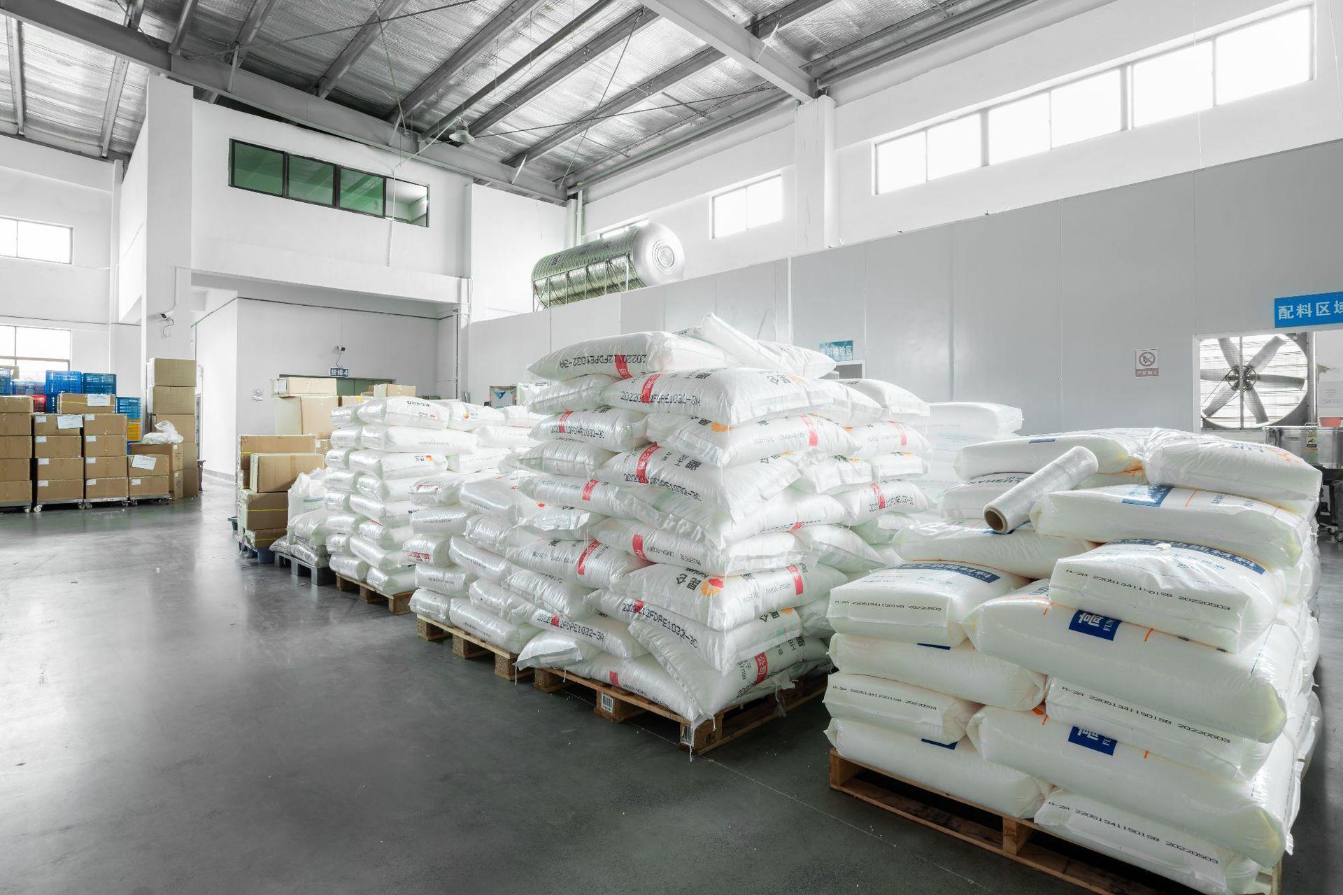 原料仓库.jpg