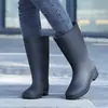 Botas de chuva impermeáveis quentes com forro de fleece antiderrapantes de cano alto para mulheres, botas de chuva de algodão antiderrapantes para cozinha de inverno, sapatos de borracha para adultos