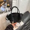 2026 Nuevo Diseño Coreano de Nicho Moda para el Trabajo Diseño de Bolso Cubo de Mano Bolso de Mujer Bolso de Hombro Único Bolso Cruzado
