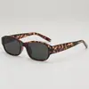 Gafas de sol cuadradas de marco pequeño color burdeos de alta gama para mujer, estilo nuevo europeo y americano, gafas de sol de ojo de gato a la moda con protección UV
