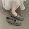 Temporada de Primer Encuentro~Aumento de altura interior de 3 cm, estilo francés, lunares suaves, inspirado en cuentos de hadas, lazo, bailarinas Mary Jane de punta baja