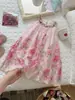 Vestido de Verão com Gola Halter para Meninas Xie Jinmao 2026 com Bordado Pesado Jardim de Monet e Forro de Algodão Penteado
