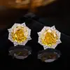 Brincos de Tarraxa Zircônia Amarela de Luxo Leve com Acabamento Detalhado, Cravação Completa em Diamante, Galvanoplastia que Preserva a Cor, Toque de Luxo de Alto Padrão Estilo Francês, Brincos para o Dia a Dia de Mulheres
