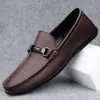 Zapatos de piel de marca de alta gama, zapatos casuales de piel para hombre sin cordones, mocasines de piel de vaca genuina para negocios, piel suave, suela suave