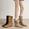 Botas de mujer de tacón alto de nicho de venta caliente transfronteriza otoño e invierno 2026, botas de mujer de punta hasta la pantorrilla con aumento interno de altura, hebilla de cinturón y remaches