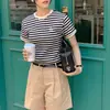 Camiseta de manga corta ajustada a rayas bordada fresca estilo coreano