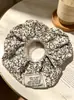 Atacado Spot Scrunchies Moda Retrô Estilo Coreano Intestino Grosso Floral Elegante Intestino Grosso Scrunchies Scrunchies Cordas para Cabeça Scrunchies
