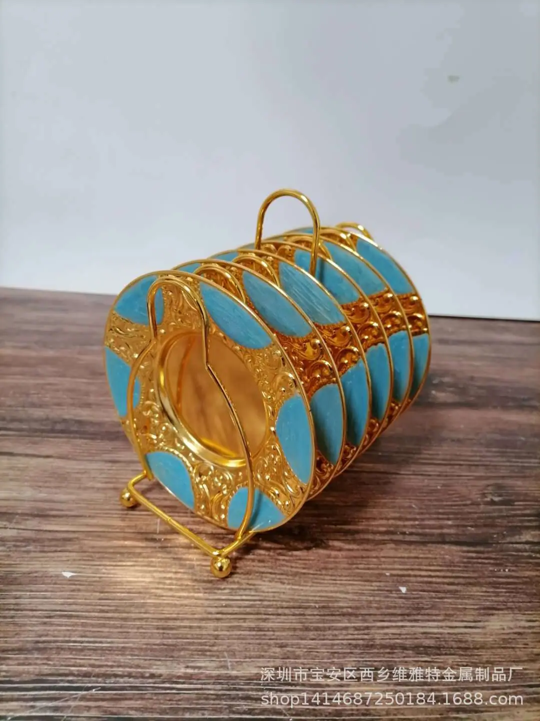 金浅蓝