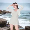 Vestido Curto Sem Manga Doce e Estiloso com Decote Quadrado Francês, Mini Vestido Sexy de Corte Justo, Poliéster de Alta Qualidade, Tom Aquarela 9159