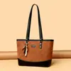 Bolso de Hombro Retro de Gran Capacidad para Mujer, Bolso de Mano Versátil Casual Personalizado, Bolso Tote Ligero de Lujo para Viajes, Bolso con Patrón de Rombo