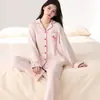 Pijama atacado de manga longa e calça longa para mulheres, novo tecido de algodão stretch de outono, cardigã masculino com gola de lapela, roupa para casa para casais