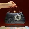 Bolso de mano europeo y americano de estilo transfronterizo con incrustaciones de diamantes para mujer, nuevo bolso de noche plisado de moda, elegante bolso tote, bolso de hombro con pedrería para mujer