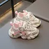 Sandalias Infantiles para Niñas 2026 Nuevos Zapatos de Malla Cerrados de Malla para Verano para Niñas Mayores Zapatillas Suaves de Princesa