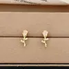 Nuevos Pendientes de Rosa de Verano para Mujer, Diseño Simple y Único, Elegantes Pendientes de Mariposa, Pendientes de Gama Alta de Nicho