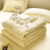 Algodón seersucker lavado de verano colcha de verano fresca lavable a máquina colcha de aire acondicionado dormitorio individual delgada colcha de verano de tres cuatro piezas