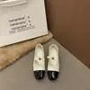 Primeiro Encontro com os Sapatos Franceses Retro de Tira Única Flor de Camélia para Mulheres, Versáteis com Saias, Sapatos Mary Jane com Salto Escondido