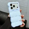 Capa com airbag de grade de nuvem em cores contrastantes adequada para Apple 17PROMAX capa de telefone iPhone18/16 cor sólida macaron