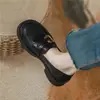 Zapatos negros de cuero de suela blanda estilo británico para mujer, novedad otoño 2026, mocasines planos slip-on retro versátiles