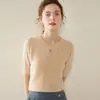 Novo suéter de cashmere de manga curta para outono, gola redonda, pulôver vazado, blusa base de tricô trançado slim fit