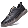 Tênis Masculino Couro Genuíno Respirável Calçados Casuais Sapatos Masculinos 2025 Nova Primavera Esportivo Masculino Sapatos Brancos Confortáveis e Versáteis