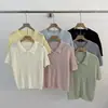 Polo Estilo Coreano com Design Vazado! Novo Estilo Primavera/Verão 2026, Elegante e Emagrecedor, Cardigã de Tricô Casual Versátil de Manga Curta para Mulheres