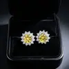 Venta caliente de transmisión en vivo: Aretes de Girasol de Moissanita Simulada de Un Quilate, Aretes de Zirconia de Cuatro Garras de Moda y Simples para Mujer