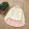 Conjunto de cárdigan floral hecho a mano de 9 piezas para niñas, nueva colección de otoño 2025, lindo conjunto de vestido y suéter para niñas