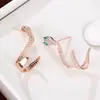 Joyas Más Vendidas en Amazon Estilo Frío Cobre Zirconia Microincrustada Pendientes de Serpiente Moda Nueva Hebilla de Oreja Pendiente de Oreja Mujer