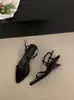 Sandálias de Salto Plataforma, Sandálias Vermelhas de Bico Fino com Tiras Finas, Sapatos de Fada, Novo Estilo de Verão 2026, Sandálias Romanas Estampadas de Leopardo para Combinar com Saias