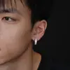 Brincos vazados com strass para homens, estilo hip-hop simples de luxo leve, brincos estilosos e únicos para mulheres, acessórios modernos e versáteis
