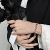 Procesamiento de pulseras personalizado nuevo pulsera de acero inoxidable europea y americana hombres y mujeres pulsera exquisita sub-suministro al por mayor