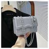 Bolso pequeño cuadrado cruzado al hombro estilo Western simple 2024 patrón de ola primavera temprana nuevo casual moda para ir al trabajo estilo coreano para mujer
