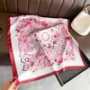 Nuevo Estilo Lujo Ligero Avanzado 70cm Cuadrado Pequeño Versátil Profesional Bufanda de Seda para Mujer Bufanda de Seda Artificial Chal Protector Solar