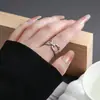 Anillos Irregulares con Moda Geométrica y un Toque de Lujo, Diseños de Nicho con una Amplia Variedad de Estilos, Adecuados para Mejores Amigas y Parejas, Sencillos y Versátiles