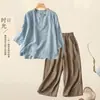 Camisa artística vintage de algodón y lino bordada de manga tres cuartos, conjunto de dos piezas para el verano para madres, top de color liso y pantalones de pierna ancha para mujer