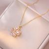 Collar de mujer estilo japonés-coreano con circonitas de amor, anillo de corazón giratorio con borde cruzado, collar de acero de titanio con microincrustaciones y cadena de clavícula.