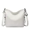 Bolso de hombro para mujer más vendido transfronterizo, nuevo modelo 2025, bolso de hombro y bandolera versátil de cuero suave para mujer de comercio exterior, estilo europeo y americano, de gran capacidad