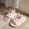 Pantuflas de lino con diseño de oso transpirables y absorbentes de sudor para mujer, adecuadas para todas las estaciones, de interior, silenciosas, antideslizantes, pantuflas de tela de algodón y lino para primavera y otoño