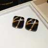 Brincos Quadrados Minimalistas de Moda com Gotejamento de Óleo Agulha de Prata para Mulheres, Brincos de Design Exclusivo com Sensação de Luxo Leve e de Alta Qualidade, Acessórios de Orelha Elegantes