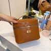 2023 Nuevo Amazon portátil tablero de ajedrez de cuero PU bolsa de cosméticos a cuadros regalo de boda bolsa de almacenamiento portátil de gran capacidad