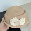 Elegante Sombrero Floral Estilo Francés para Mujer, Verano Delgado Transpirable para Circunferencia de Cabeza Grande, Boina Estilo Hepburn que Adelgaza el Rostro