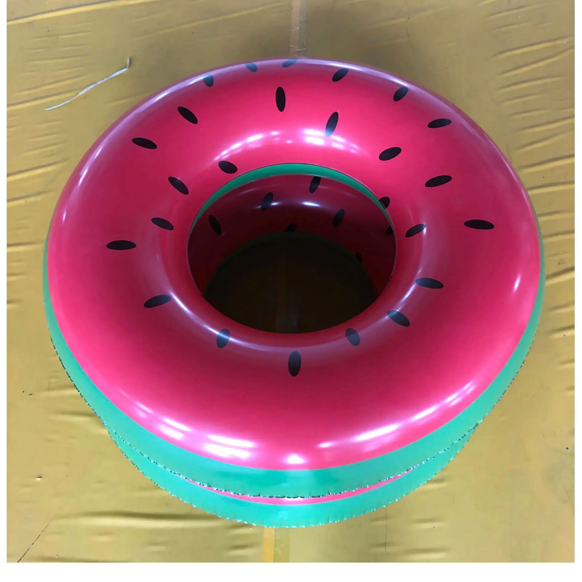游泳圈3